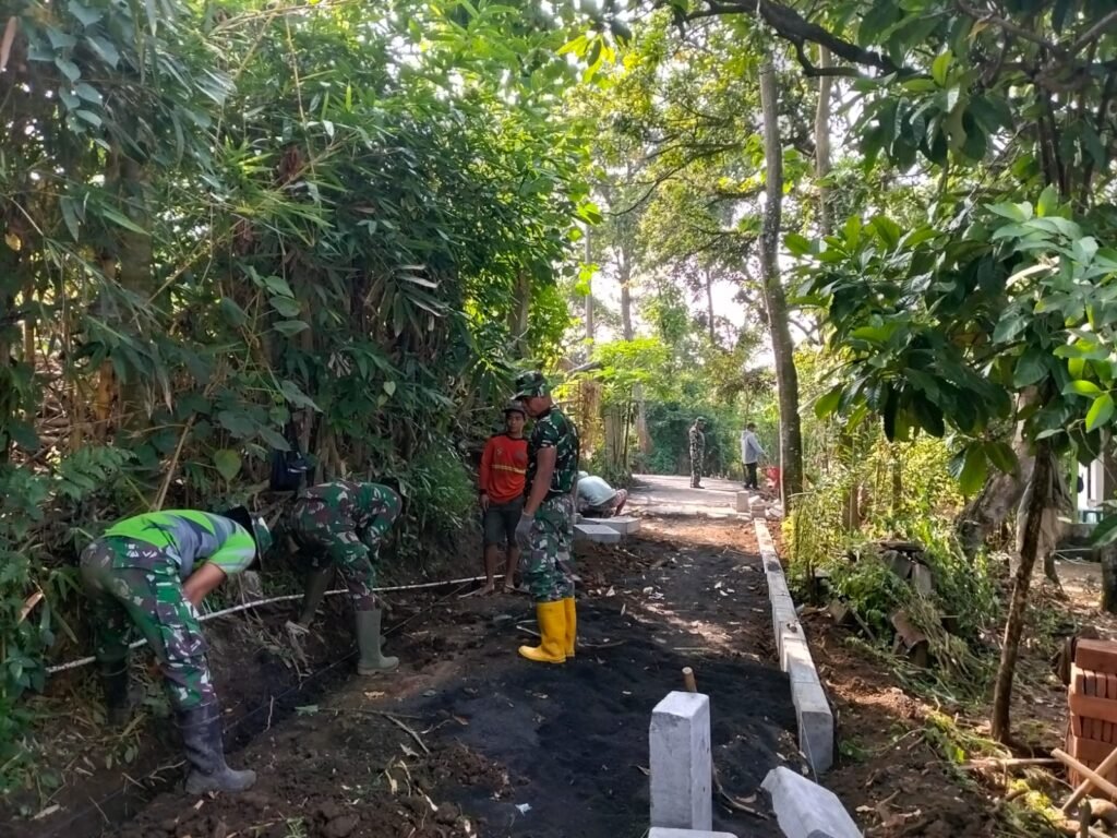 Pemasangan Paving Capai 450 meter, Satgas Kebut Pengerjaan 