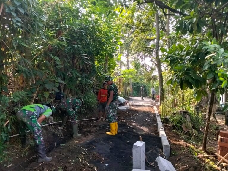 Pemasangan Paving Capai 450 meter, Satgas Kebut Pengerjaan 